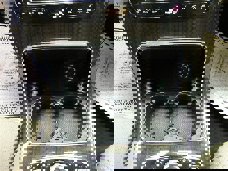 Used 2017 Mercedes-Benz GLC 300 4MATIC image 23