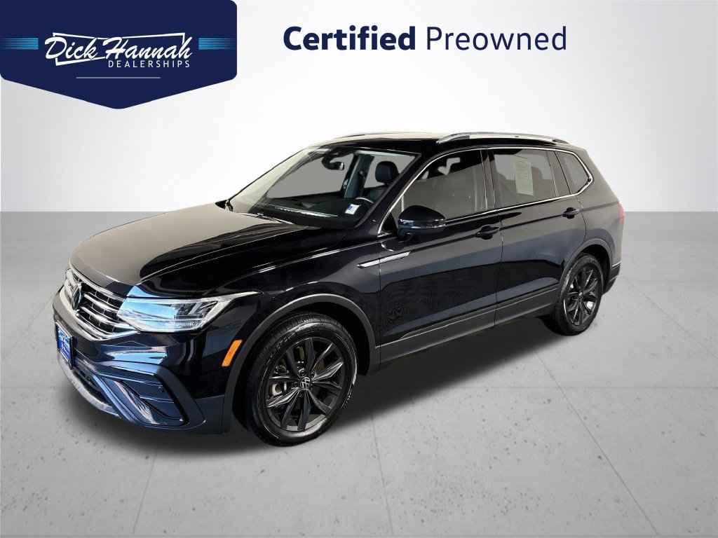 Certified 2024 Volkswagen Tiguan SE w/ Panoramic Sunroof Package AWD/4WD image 1