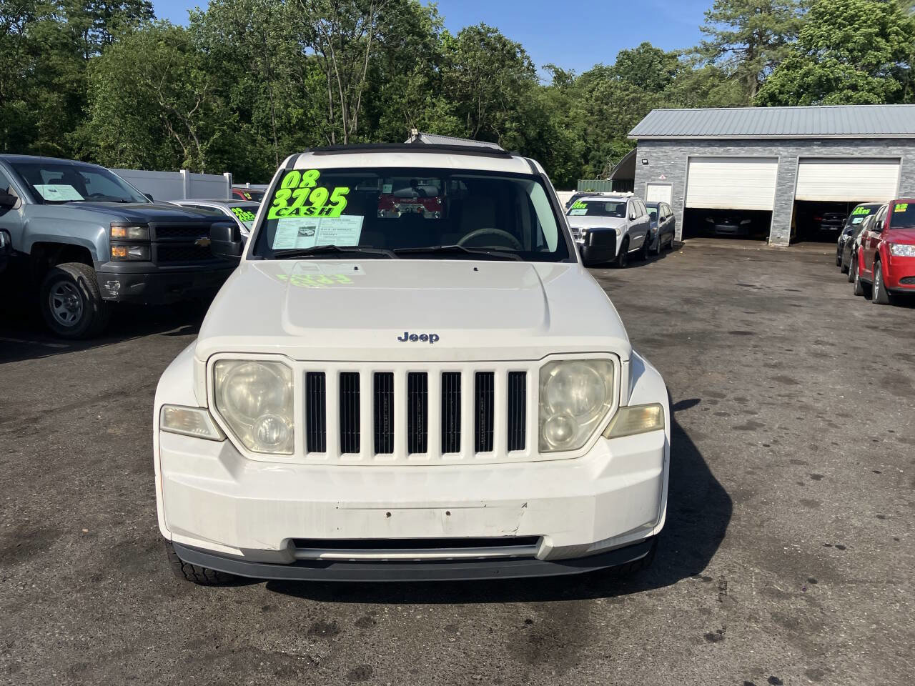 Used 2008 Jeep Liberty Sport w/ Popular Equipment Group AWD/4WD image 4