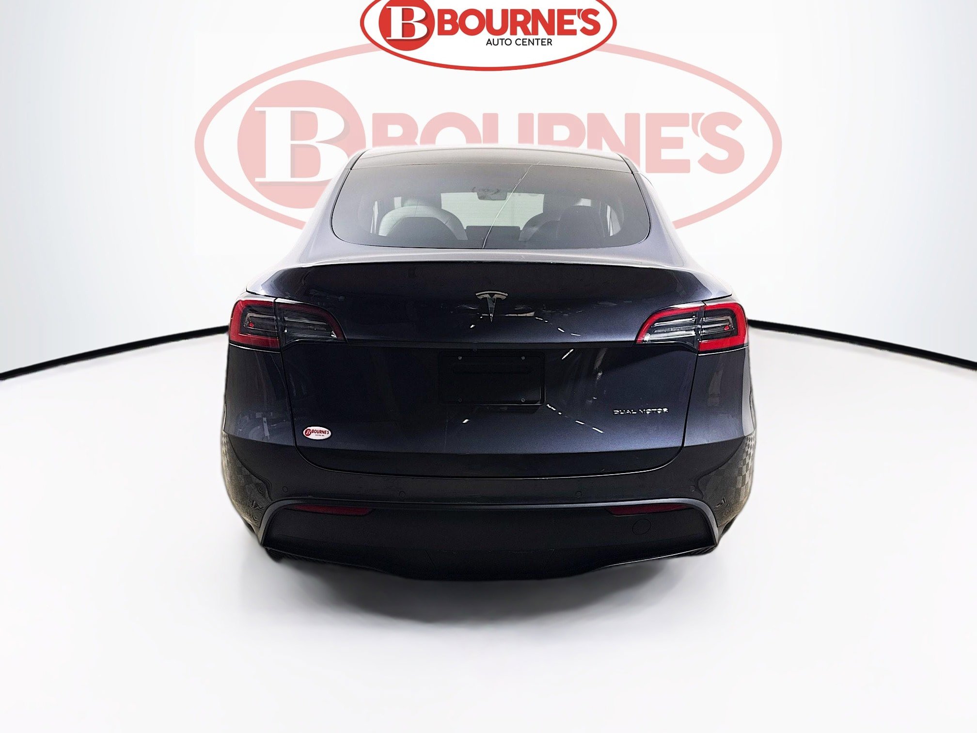Used 2021 Tesla Model Y Long Range image 9