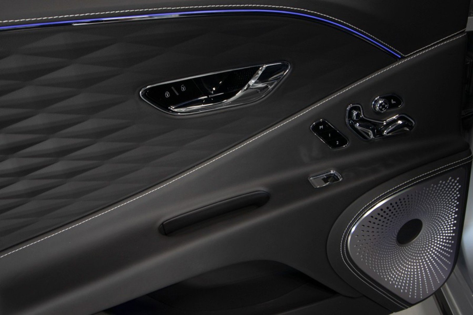 Used 2021 Bentley Flying Spur W12 w/ First Edition Specification image 45