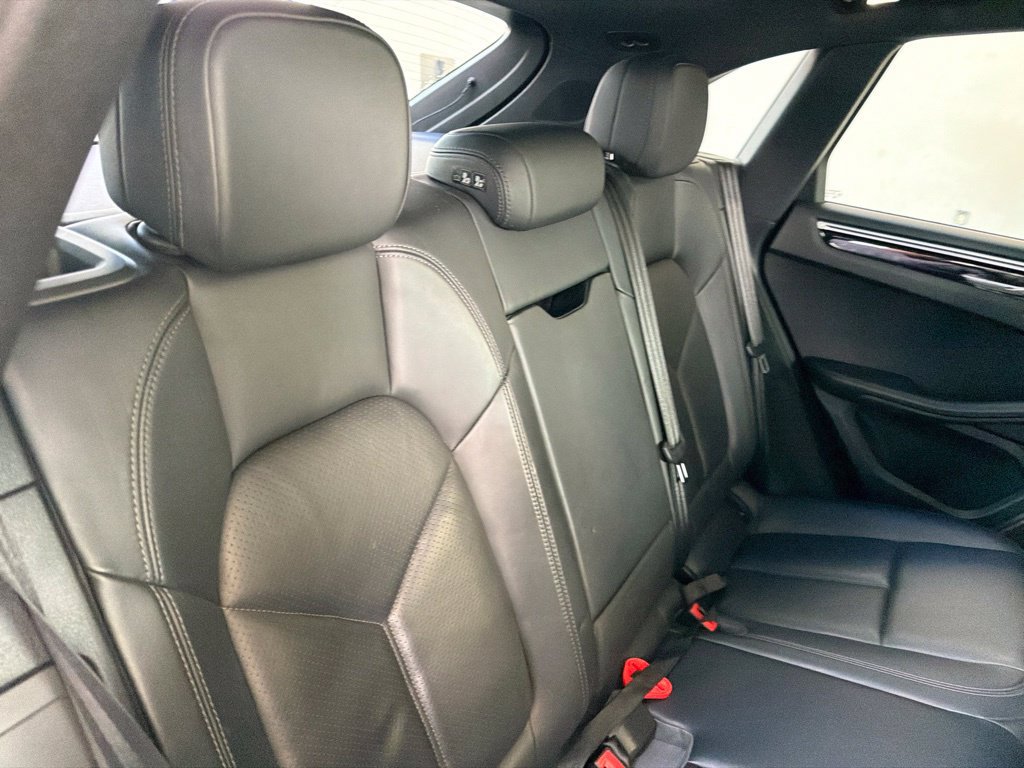 Used 2019 Porsche Macan AWD/4WD image 29