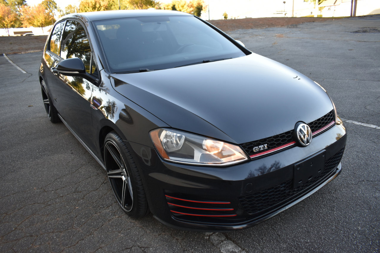Used 2015 Volkswagen GTI S image 4