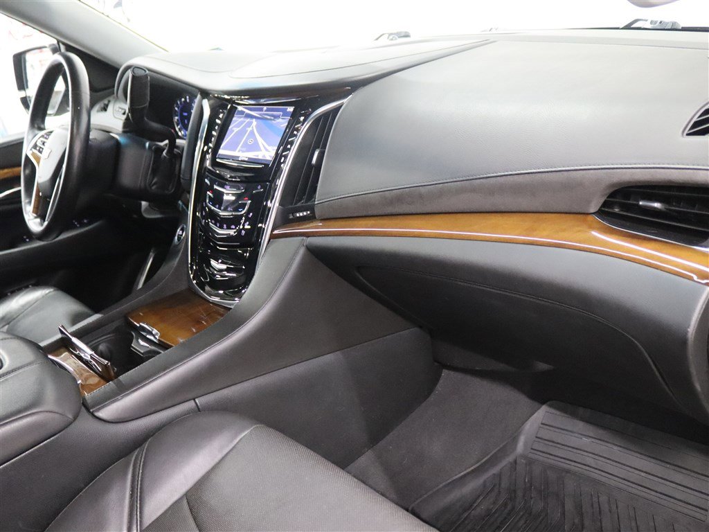 Used 2016 Cadillac Escalade ESV Premium AWD/4WD image 33