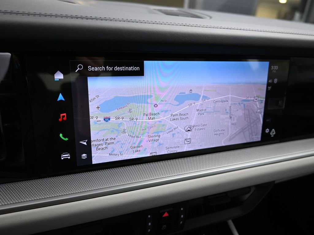 Certified 2025 Porsche Cayenne AWD/4WD image 26