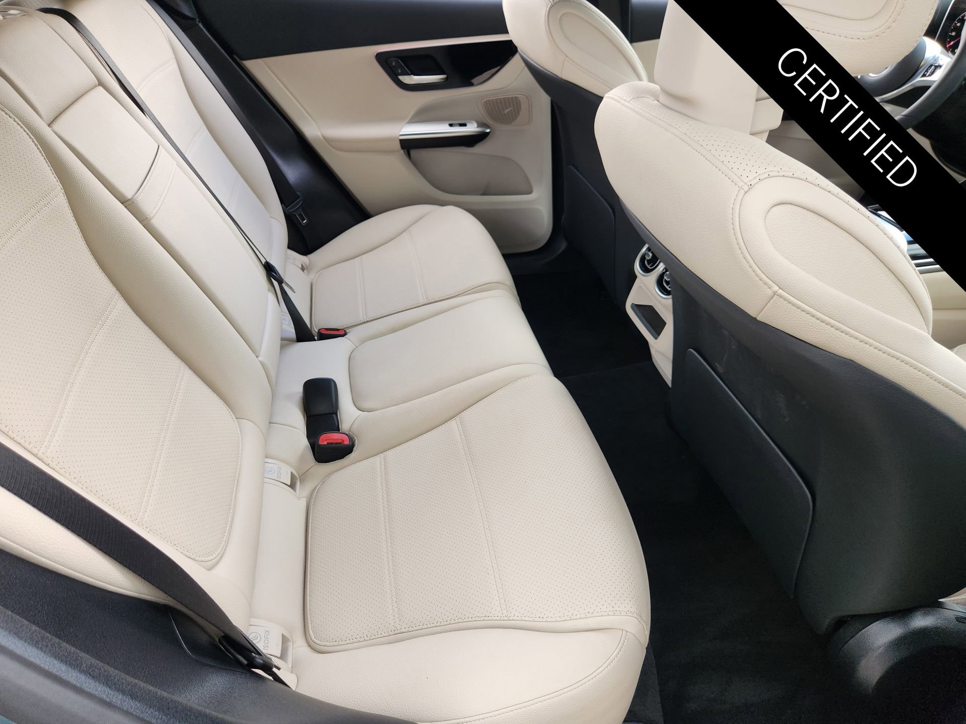 Certified 2026 Mercedes-Benz GLC 300 image 31