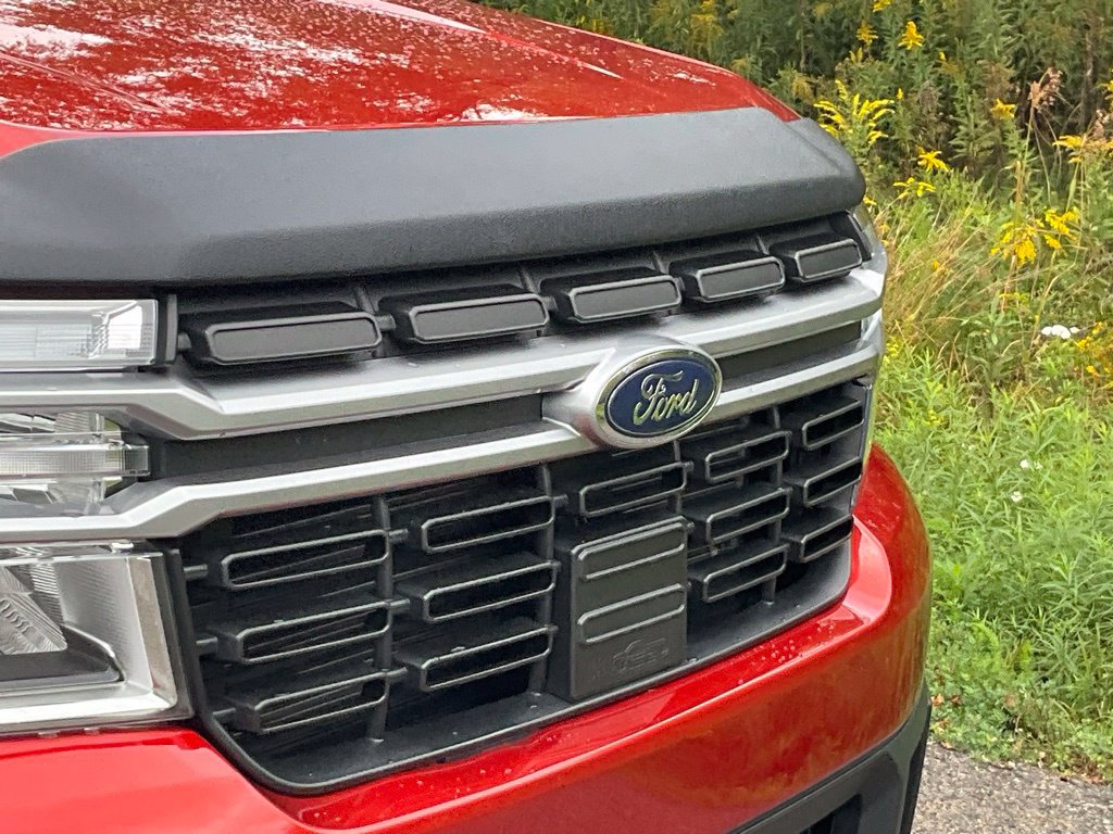 Certified 2024 Ford Maverick Lariat w/ FX4 Off-Road Package AWD/4WD image 21