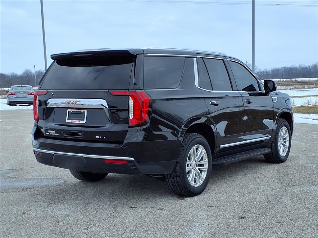 Used 2021 GMC Yukon SLT w/ SLT Premium Package image 2