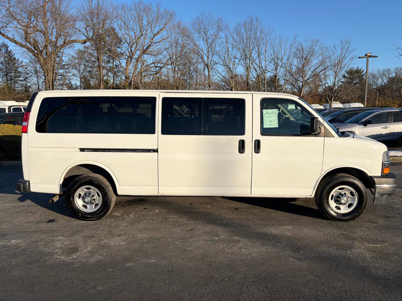 Used 2021 Chevrolet Express 3500 LT w/ LT Preferred Equipment Group image 6