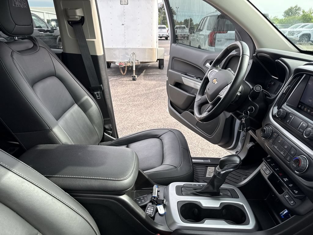 Certified 2022 Chevrolet Colorado ZR2 w/ Colorado ZR2 Bison Edition AWD/4WD image 13