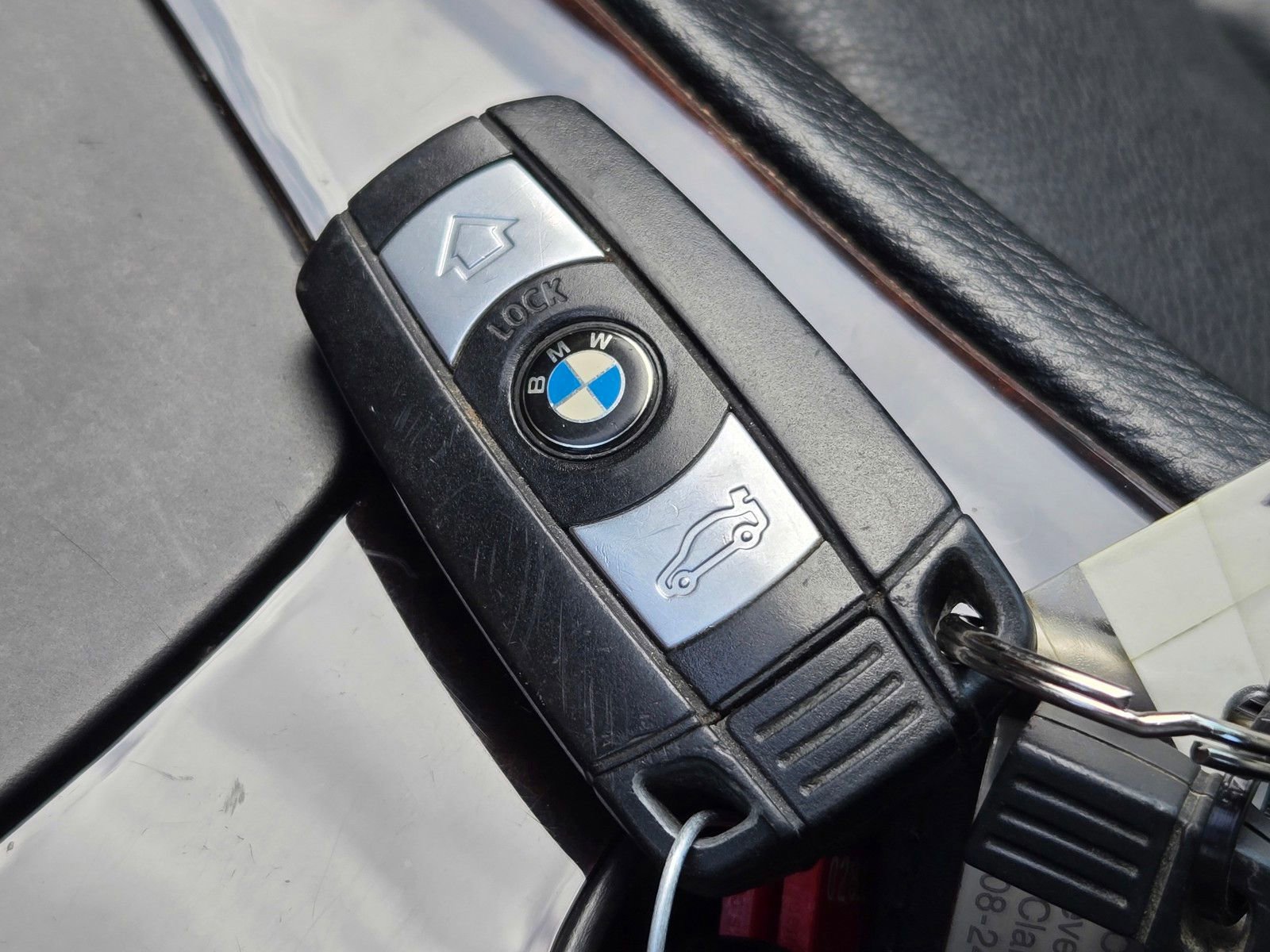 Used 2011 BMW 328i Convertible RWD image 34