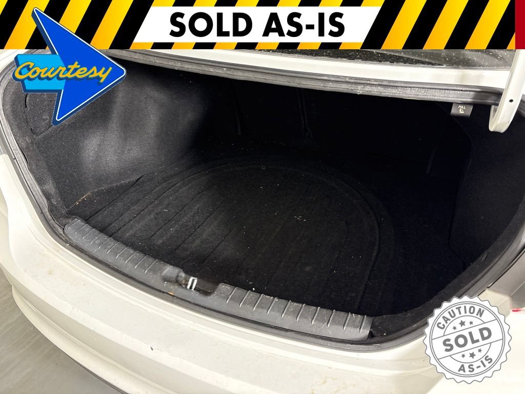 Used 2017 Hyundai Elantra SE FWD image 19