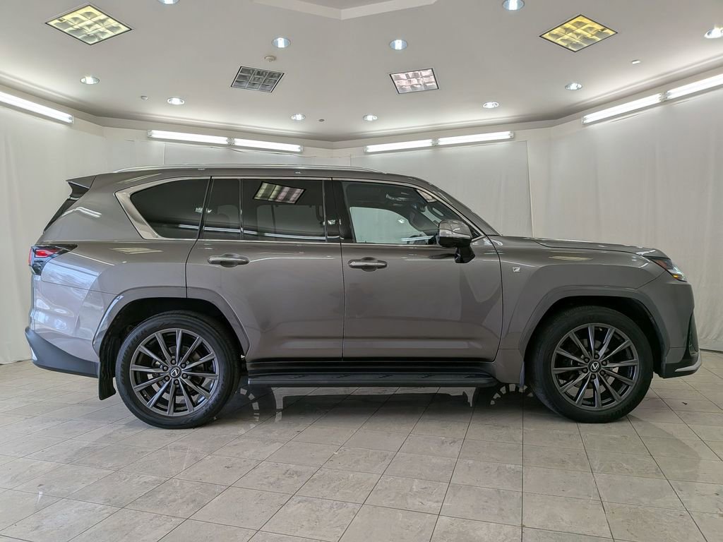 Used 2023 Lexus LX 600 F Sport AWD/4WD image 11