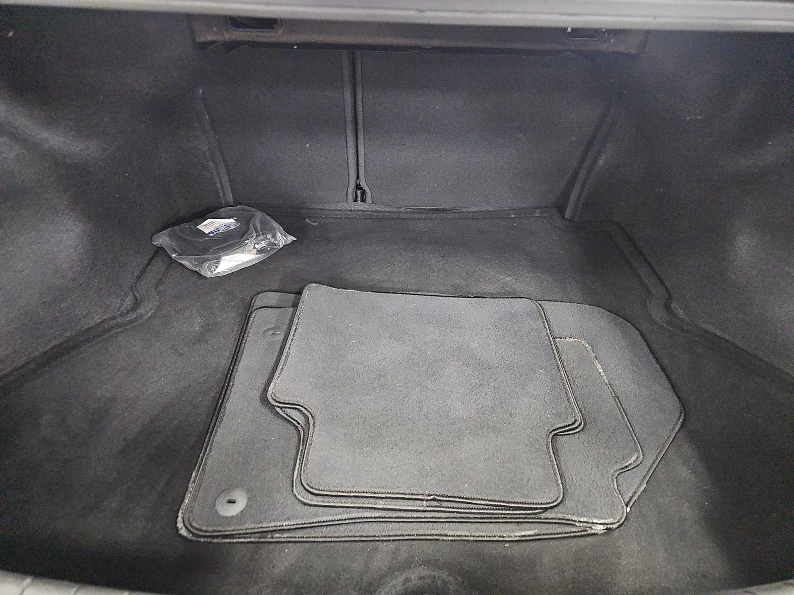 Used 2020 Hyundai Elantra SE image 15