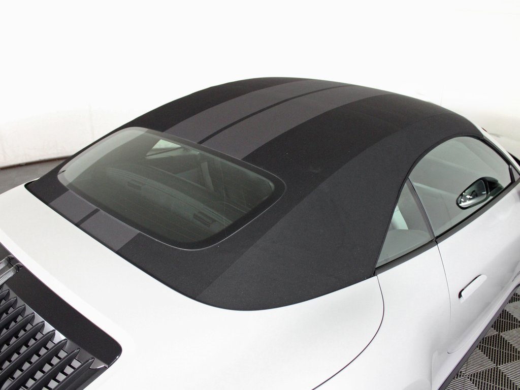 Used 2024 Porsche 911 Carrera GTS image 16