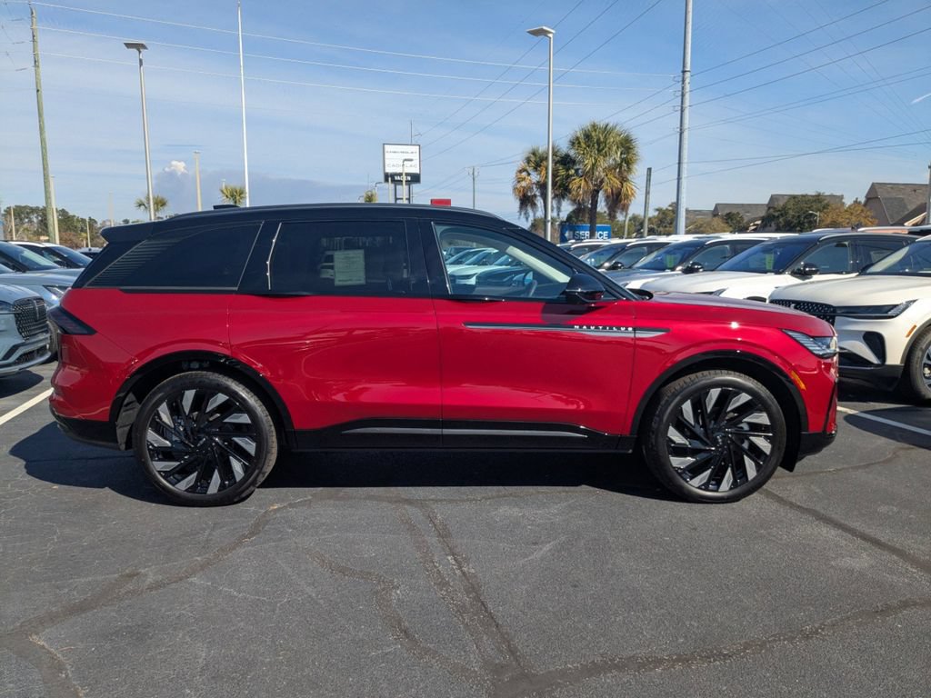 New 2026 Lincoln Nautilus Reserve w/ Jet Appearance Package AWD/4WD image 3