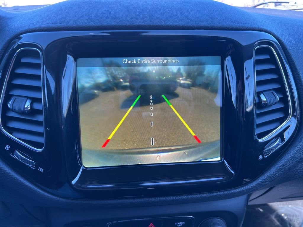 Used 2017 Jeep Compass Limited w/ Navigation Group image 23