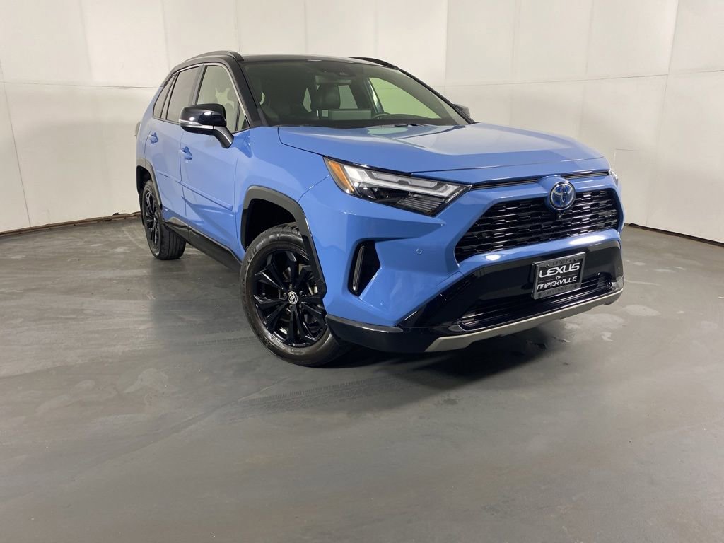 Used 2023 Toyota RAV4 XSE AWD/4WD image 4