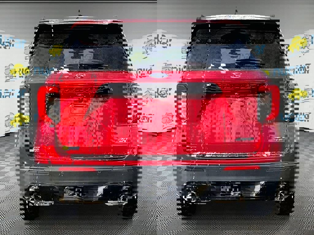 Used 2022 Ford Explorer ST-Line w/ Class IV Trailer Tow Package image 4