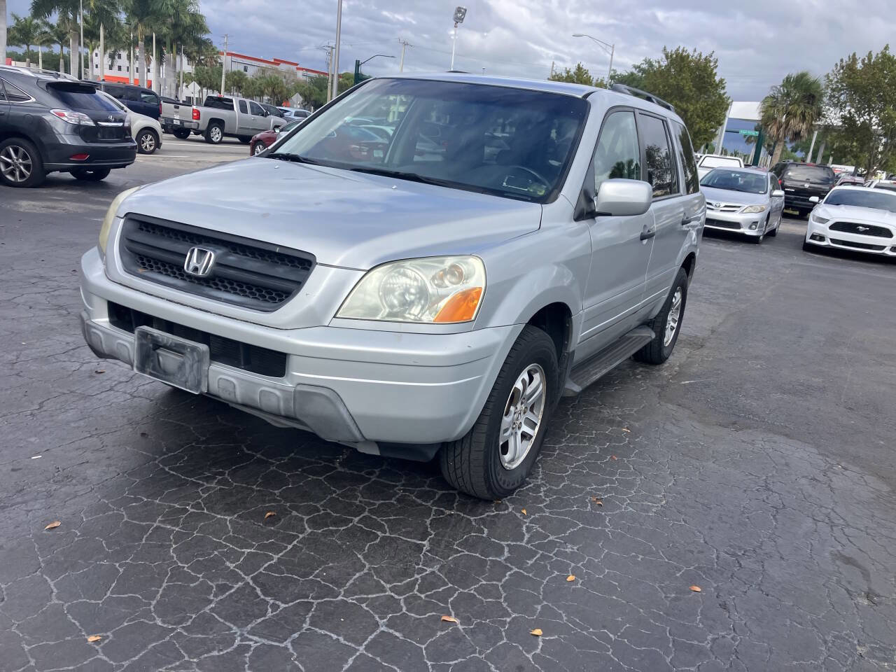 Used 2004 Honda Pilot EX image 5