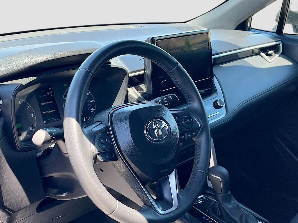 Used 2025 Toyota Corolla Cross AWD Hybrid image 9