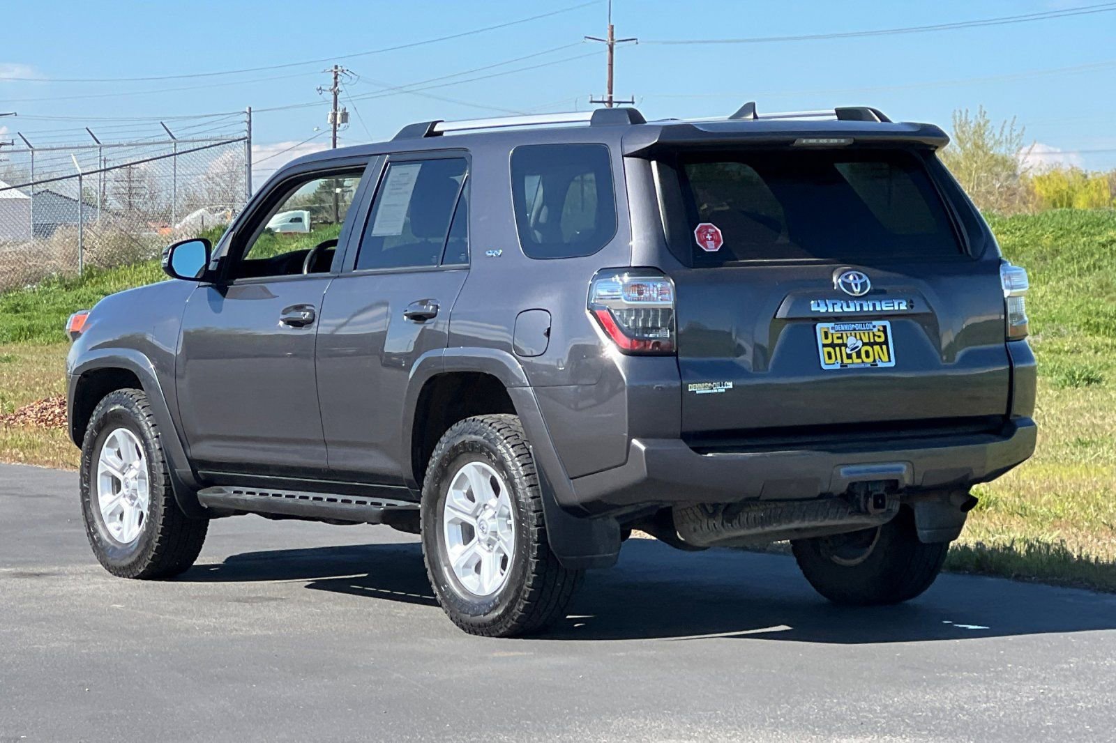 Used 2021 Toyota 4Runner SR5 Premium w/ Moonroof Package AWD/4WD image 6