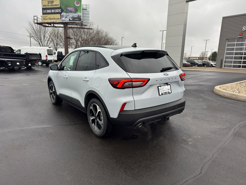 New 2026 Ford Escape ST-Line Select w/ Tech Pack #2 AWD/4WD image 2
