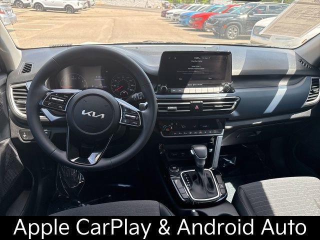 Certified 2023 Kia Seltos S w/ Navigation Package FWD image 14