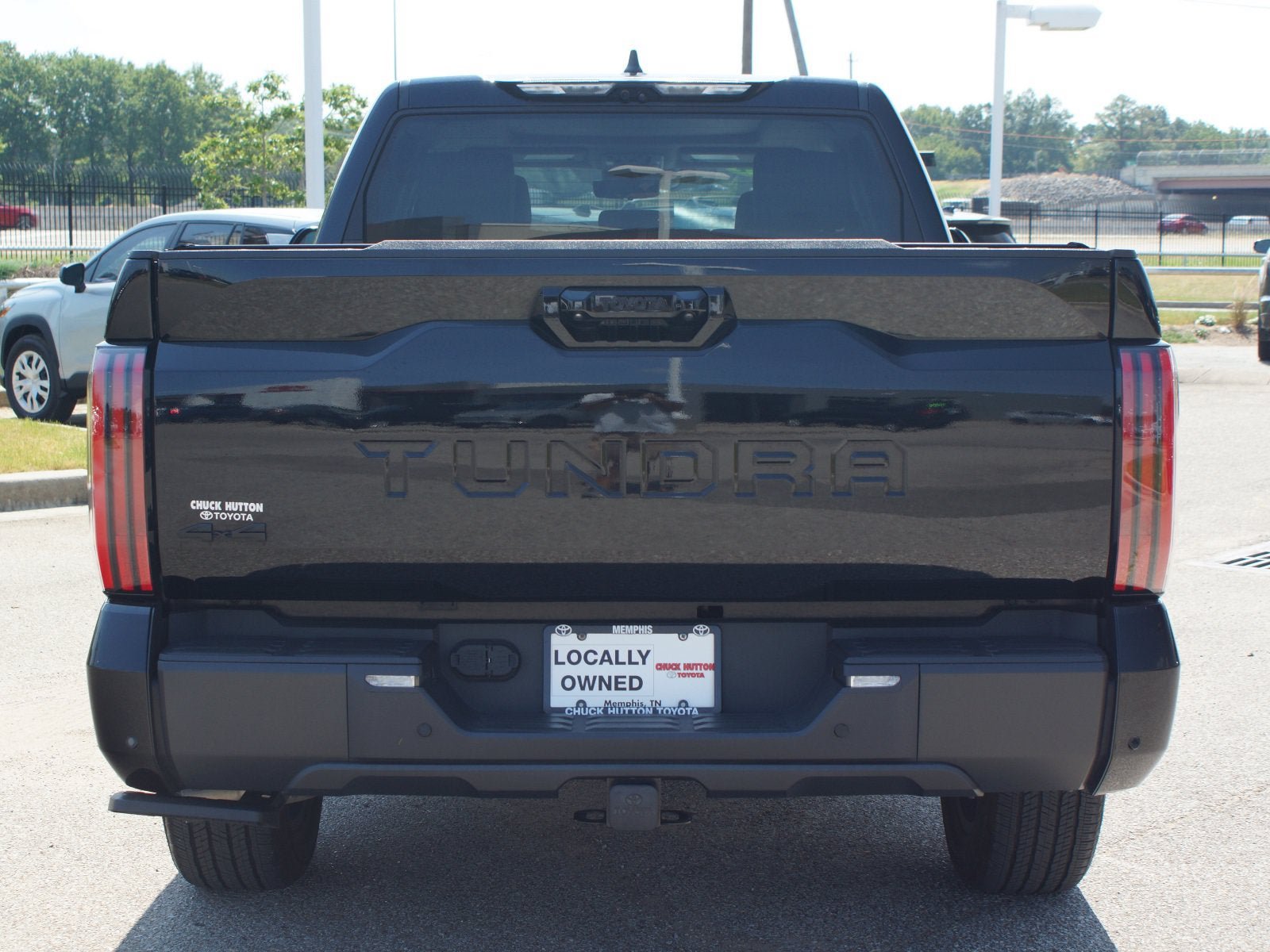 Used 2024 Toyota Tundra Limited AWD/4WD image 3
