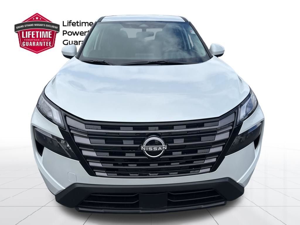 New 2026 Nissan Rogue SV FWD image 2
