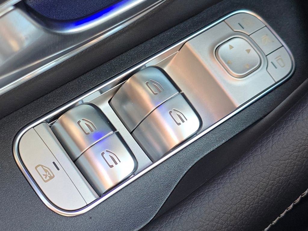New 2026 Mercedes-Benz GLS 450 4MATIC image 29