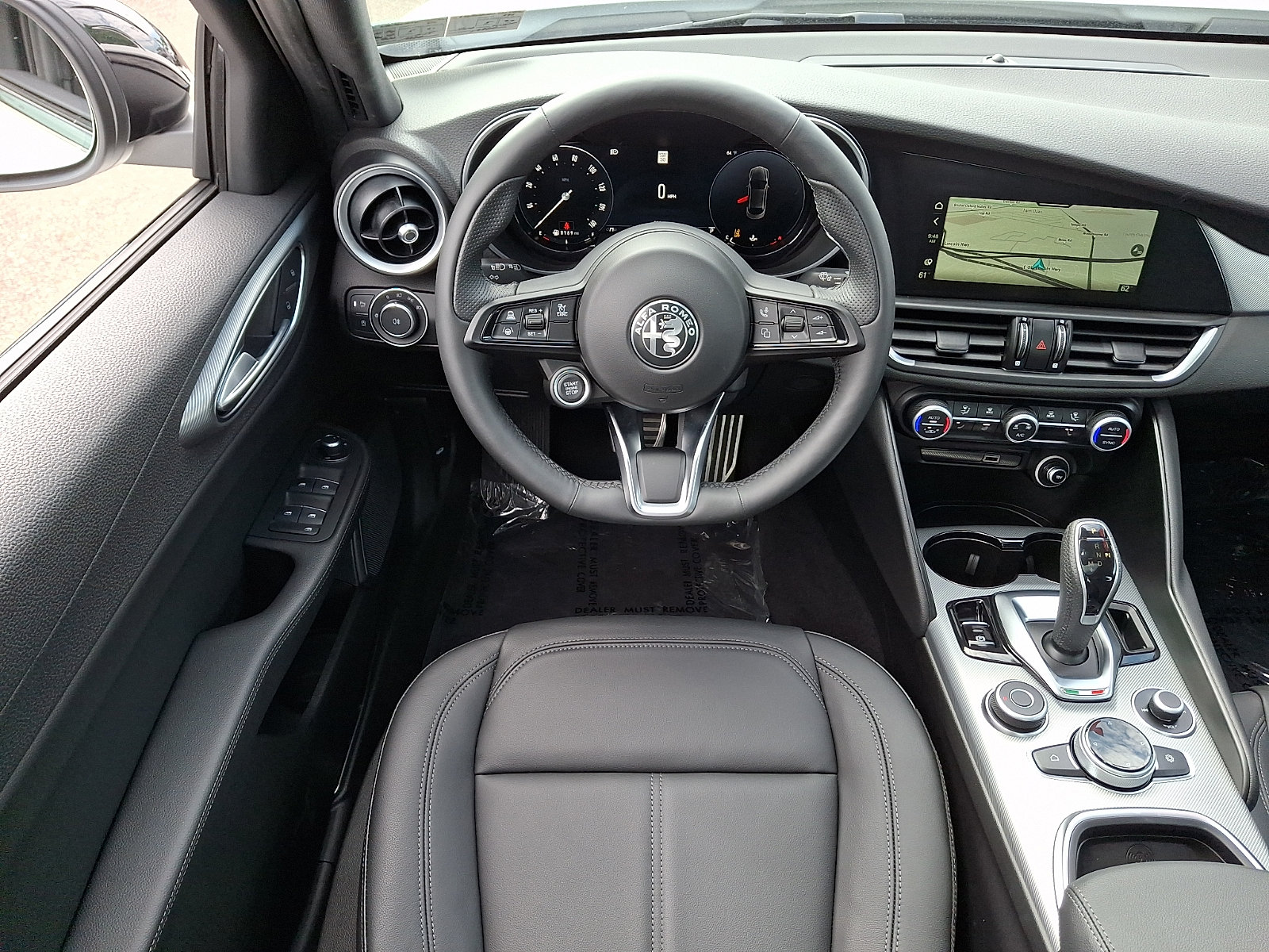 Used 2025 Alfa Romeo Giulia AWD w/ Driving Assist Package image 11