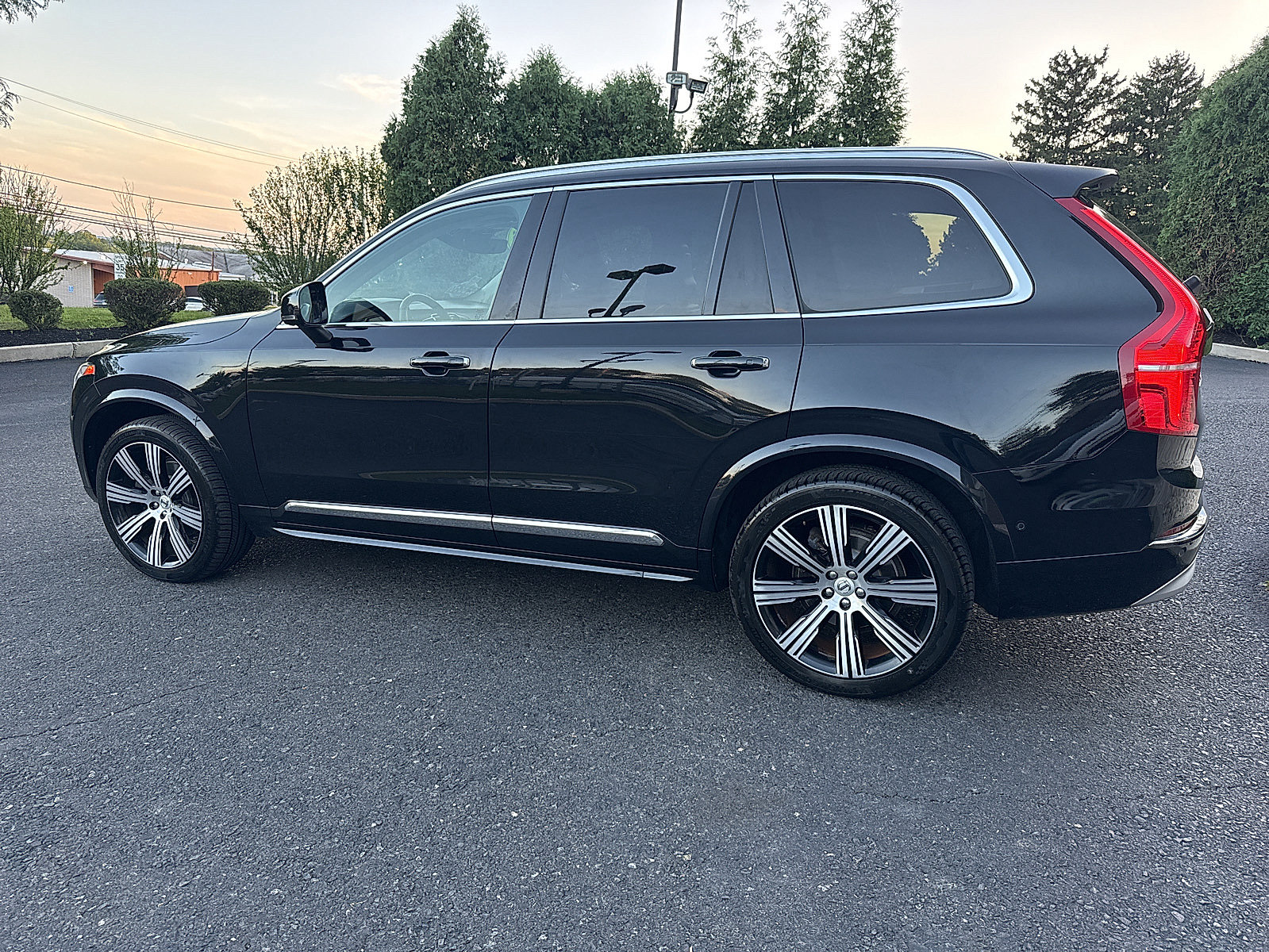 Used 2022 Volvo XC90 T6 Inscription w/ Advanced Package AWD/4WD image 12