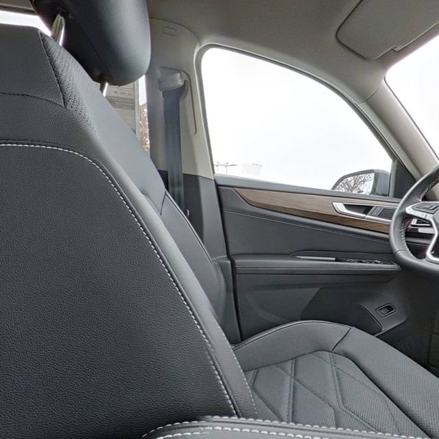 New 2026 Volkswagen Atlas SE FWD image 29