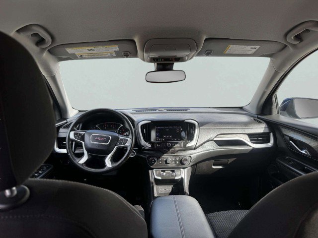 Used 2023 GMC Terrain SLE w/ Driver Convenience Package image 40