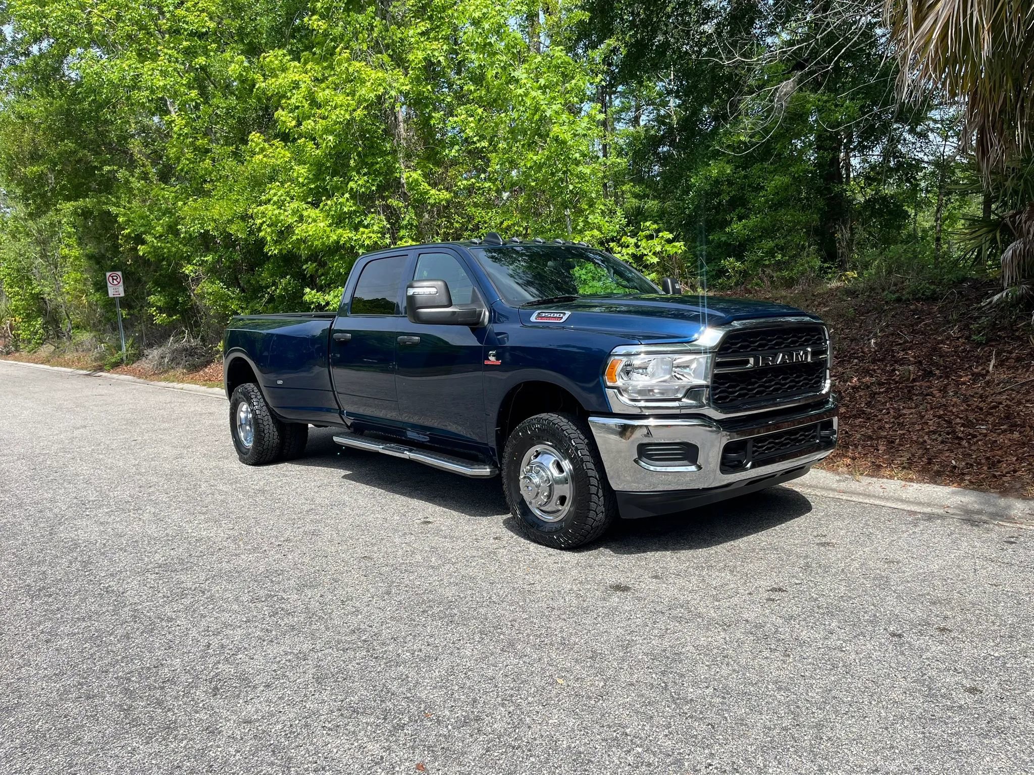 Used 2024 RAM 3500 Tradesman w/ Chrome Appearance Group image 4