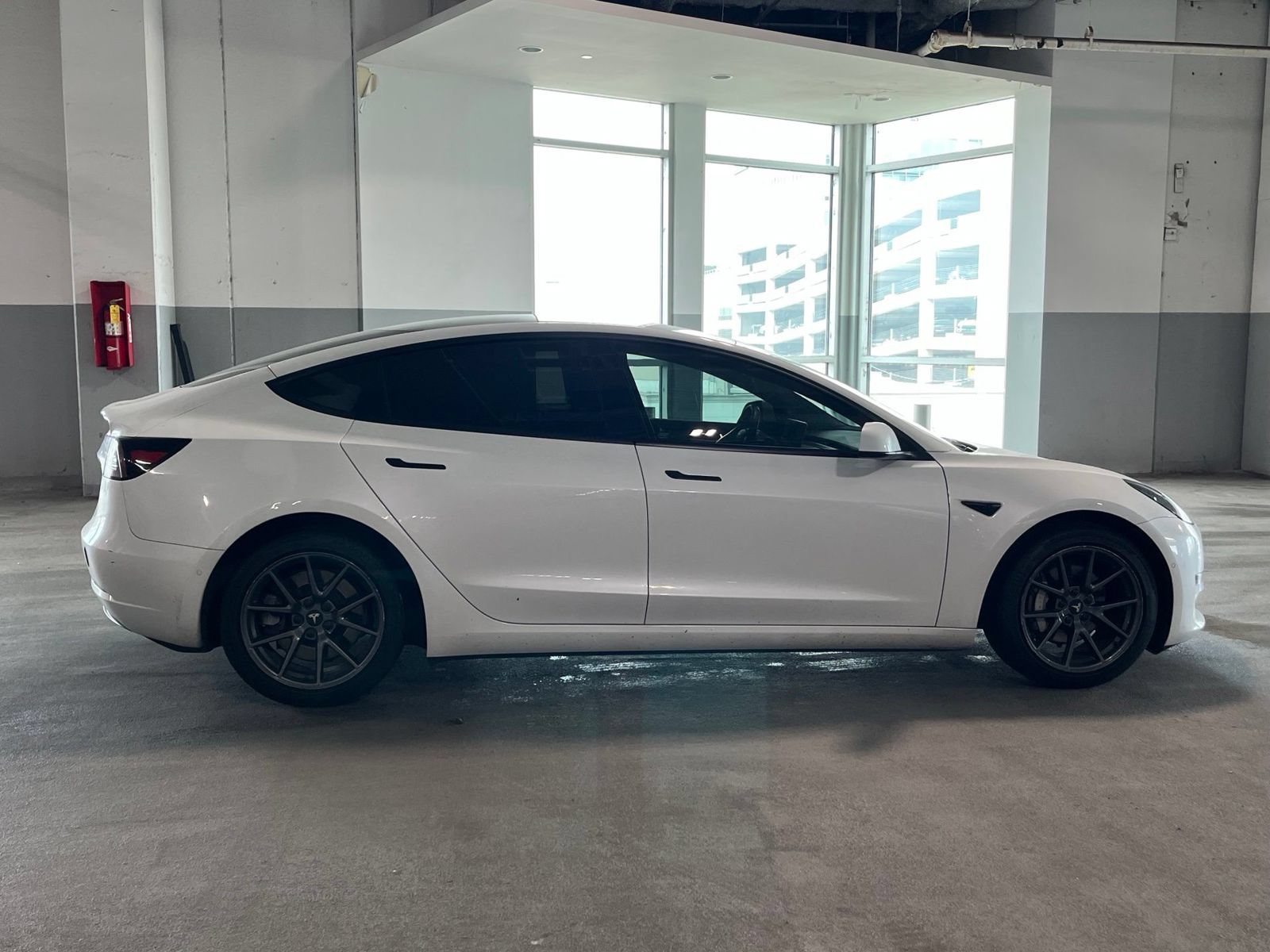 Used 2021 Tesla Model 3 Standard Range Plus RWD image 8