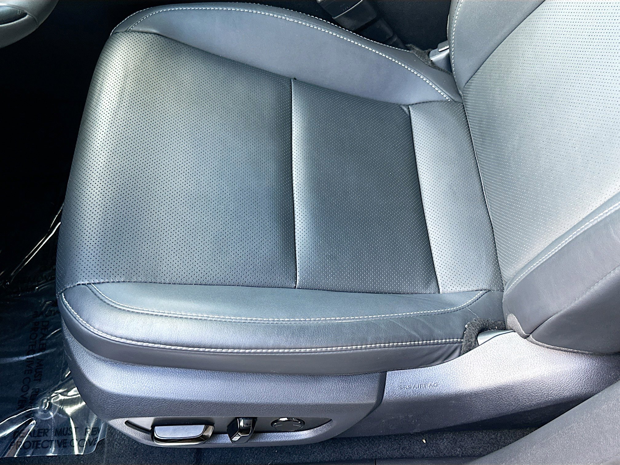 Used 2025 Lexus RX 350h w/ Accessory Package (K3) image 18