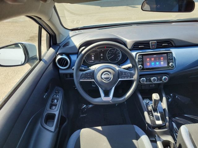 Used 2025 Nissan Versa SV image 22