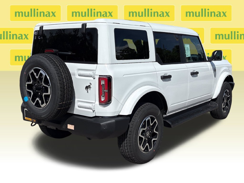 New 2026 Ford Bronco Outer Banks AWD/4WD image 4