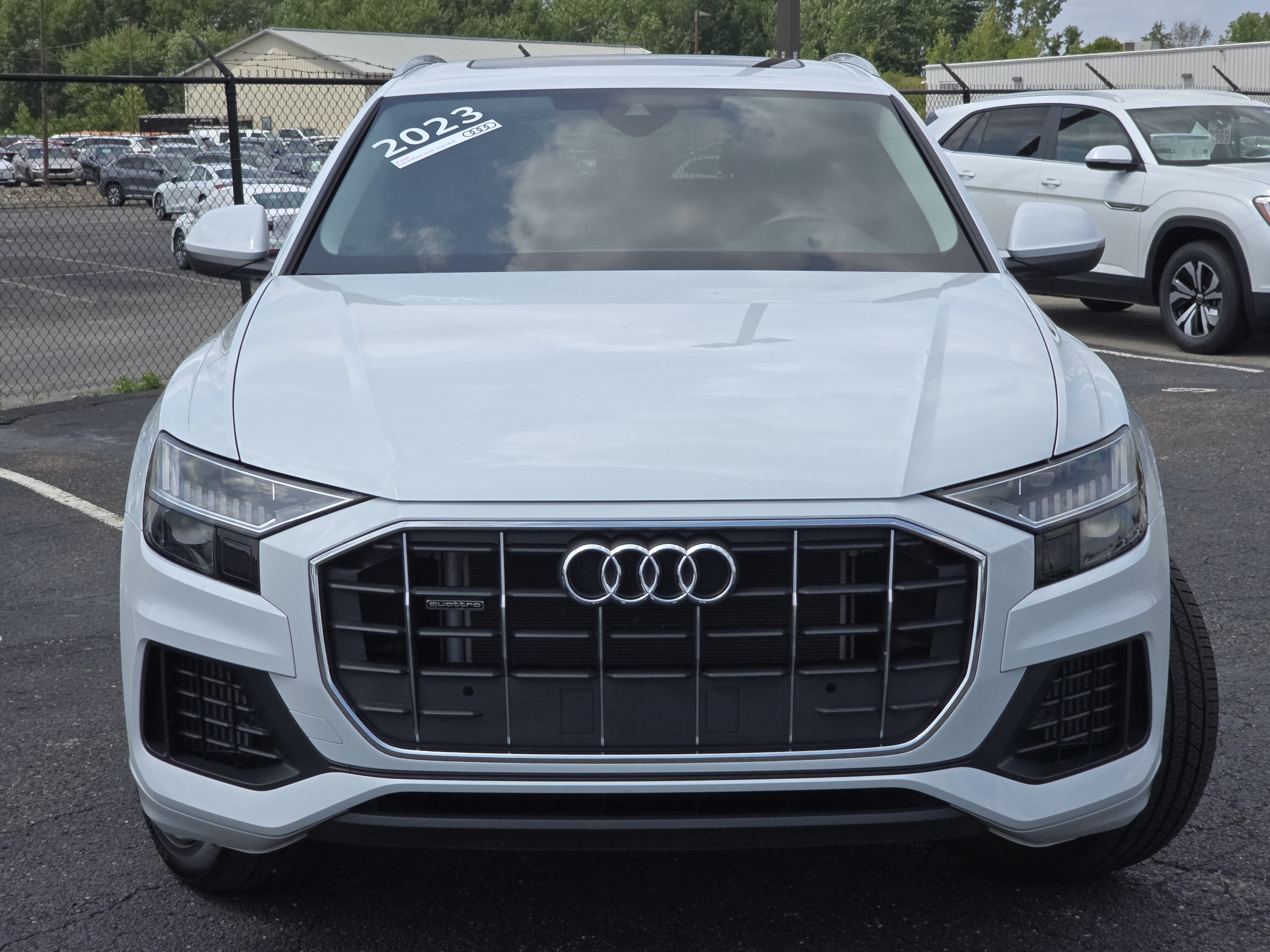 Certified 2023 Audi Q8 Premium AWD/4WD image 2