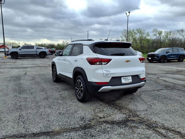 Used 2025 Chevrolet TrailBlazer LT AWD/4WD image 26