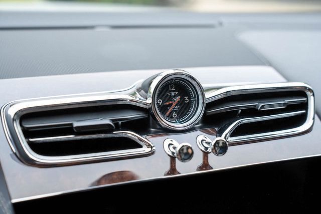 Used 2022 Bentley Bentayga Speed image 61