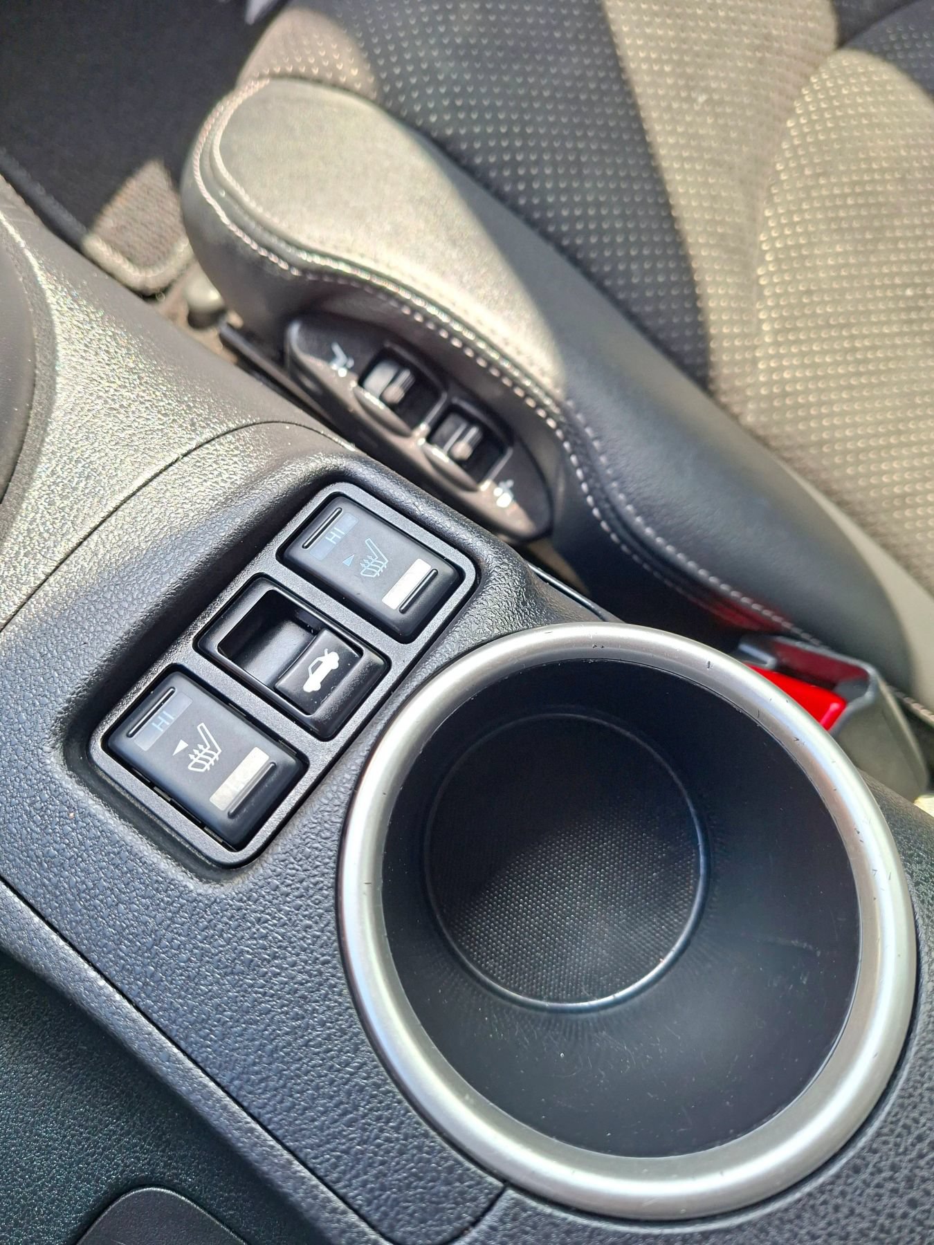 Used 2020 Nissan 370Z Touring Sport RWD image 18