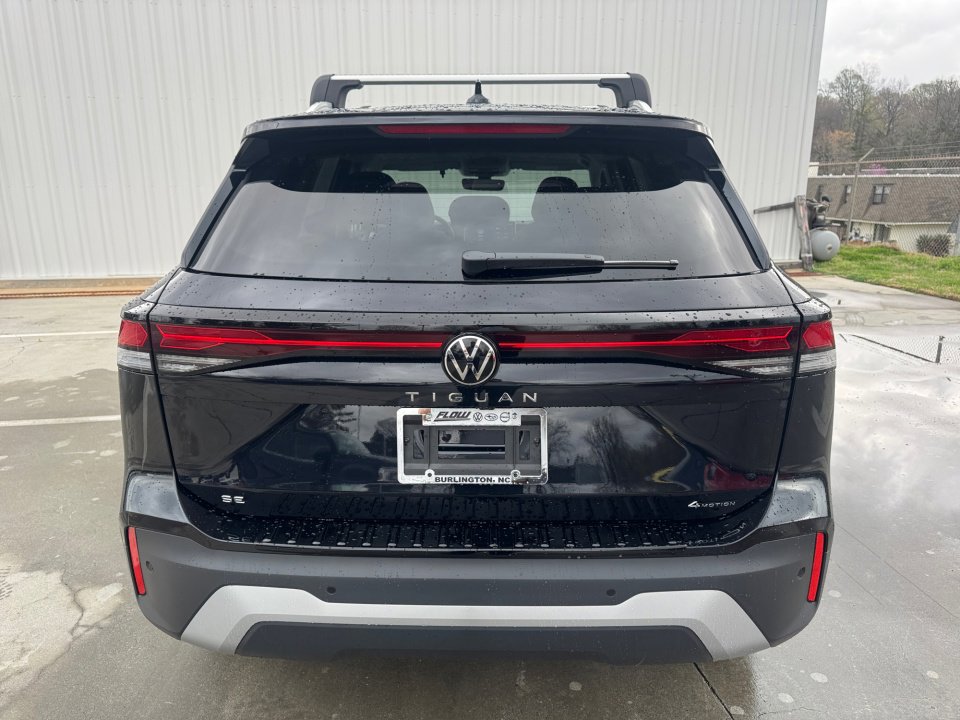 New 2026 Volkswagen Tiguan SE AWD/4WD image 14