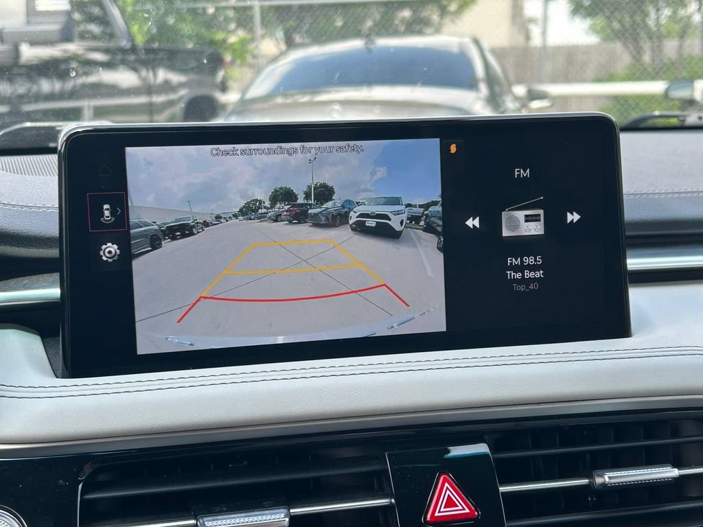 Used 2025 Genesis G70 2.5T RWD image 29