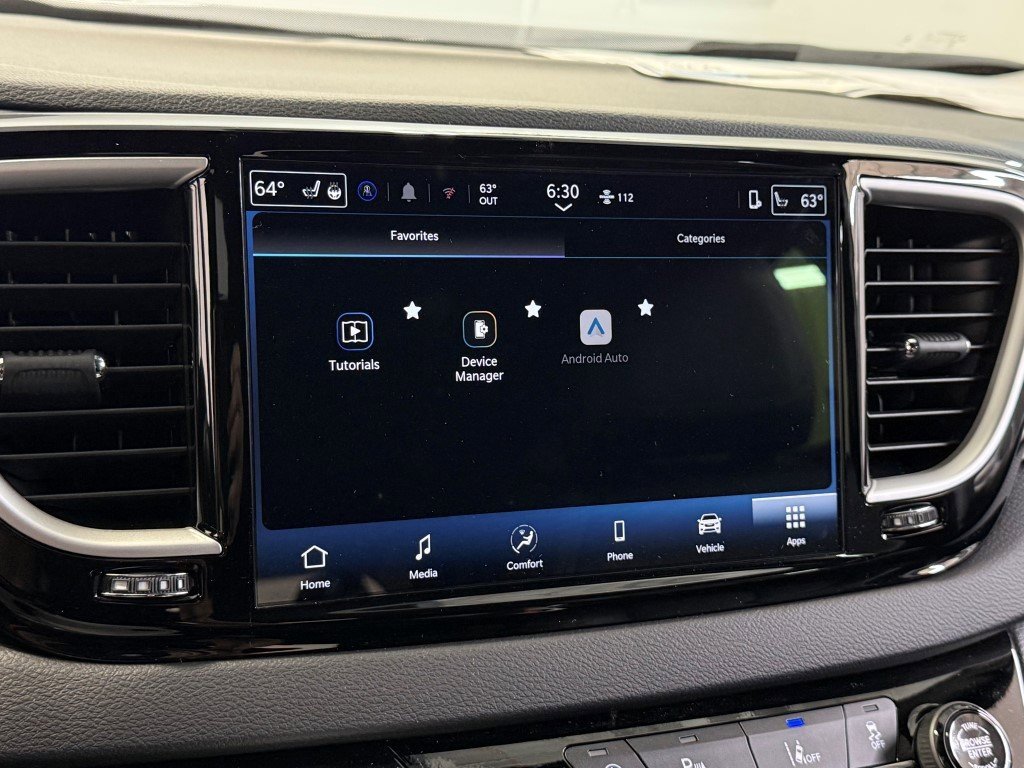 New 2026 Chrysler Voyager LX image 19