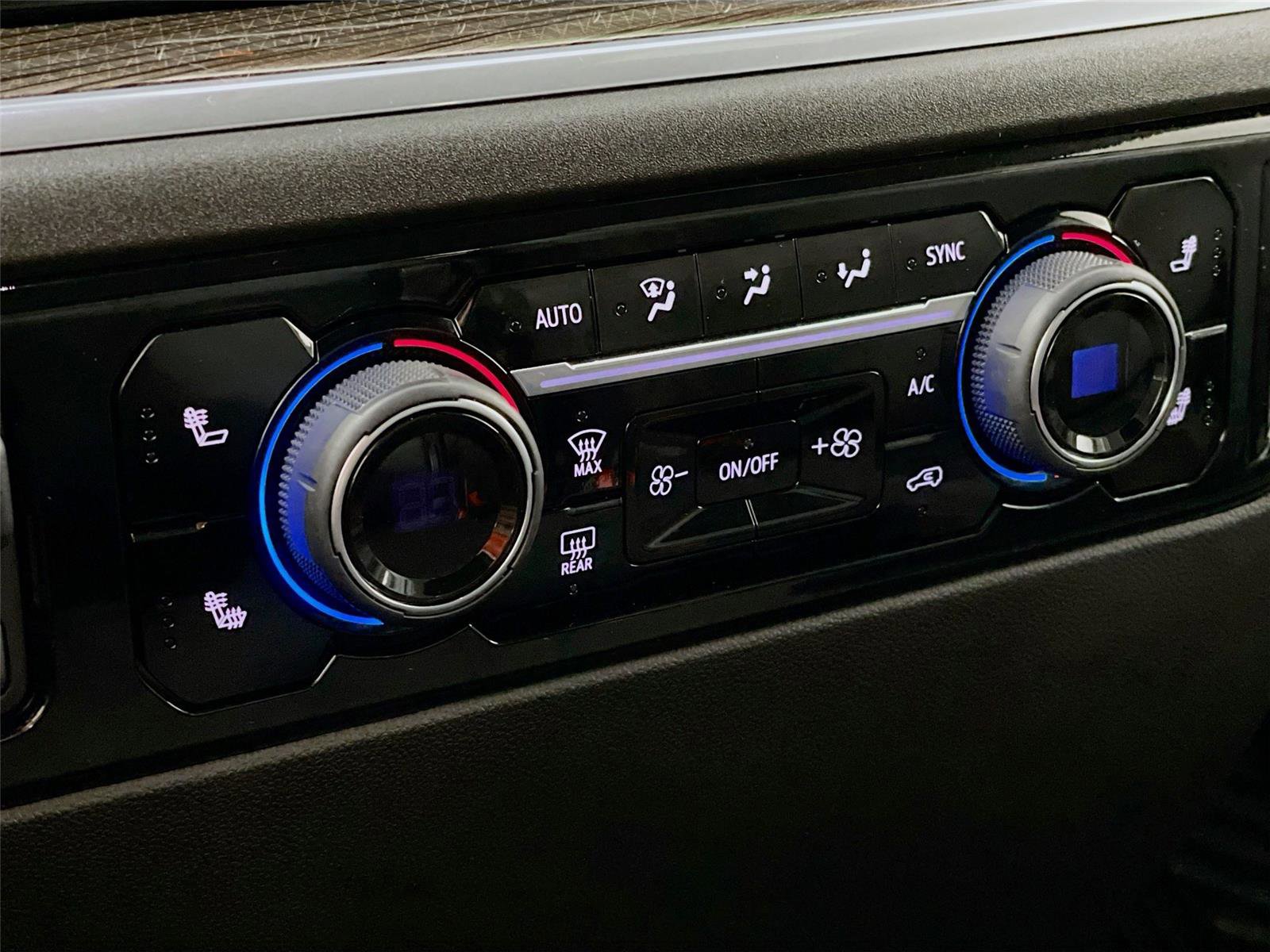 Certified 2025 Chevrolet Silverado 1500 LT image 20