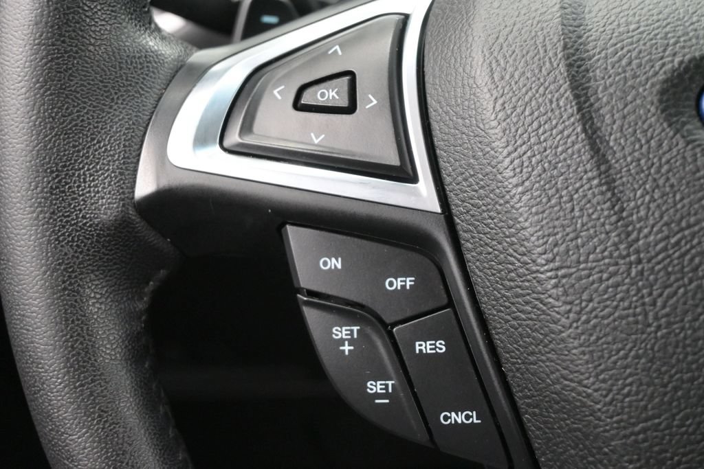 Used 2018 Ford Edge SEL w/ Equipment Group 201A FWD image 5