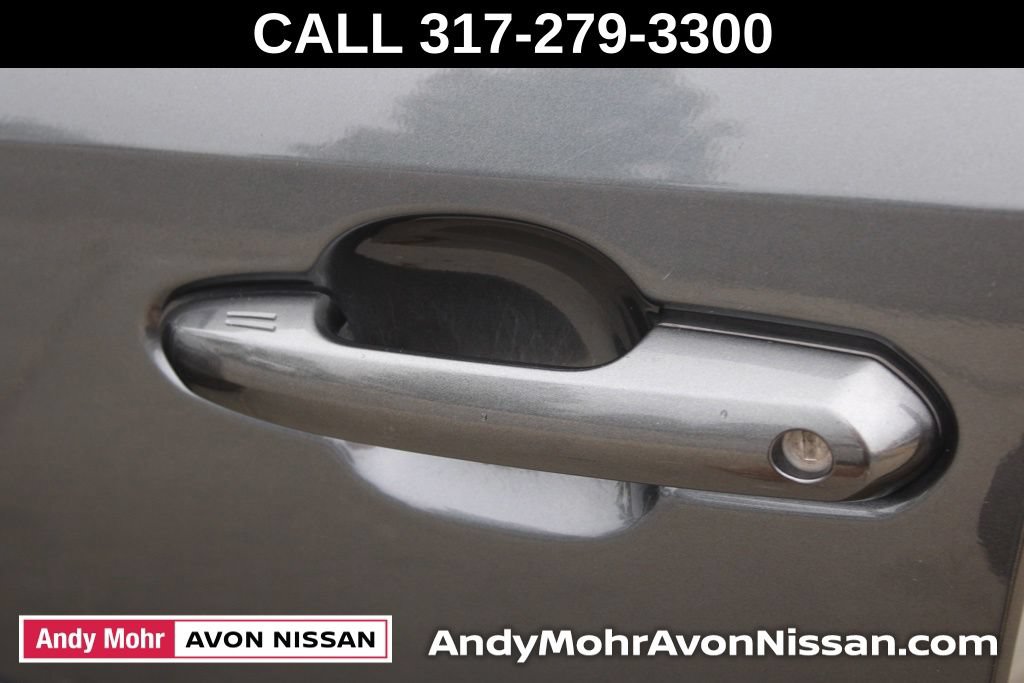 Used 2019 Toyota RAV4 XSE AWD/4WD image 14